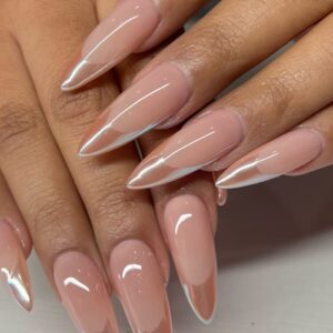 26 Stunningly Beautiful Chrome Nails To Copy Immediately