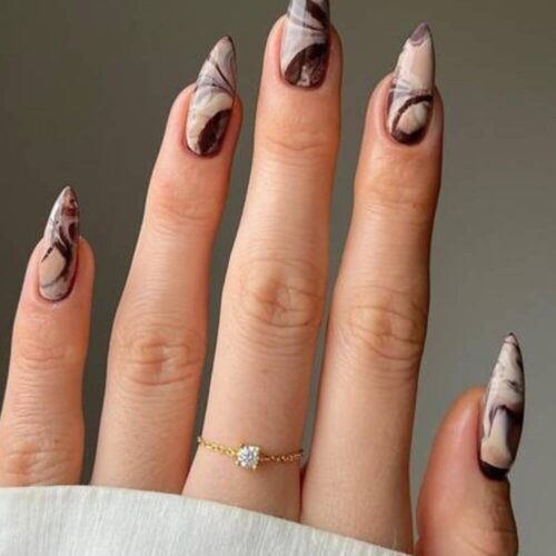 Brown nails blog image